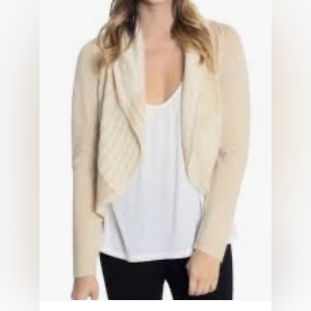 Free People Cream Women's Cardigan Shrug size m mohair mix ruffle collar